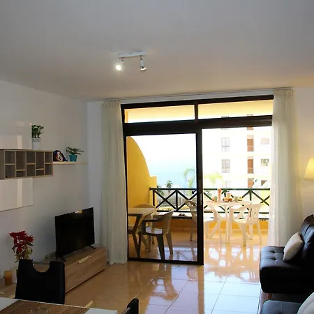 Estrella Del Sur By Holiday World * Puerto de Santiago (Tenerife)